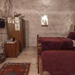 Maccan Cave גורמה