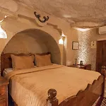 Maccan Cave Otel