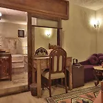 Hotel Maccan Cave