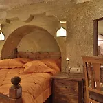 מלון Maccan Cave