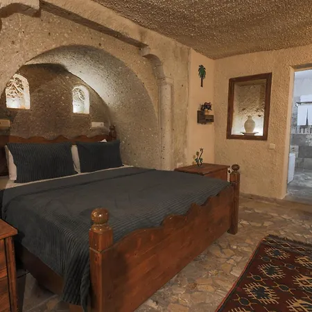 호텔 매캔 케이브