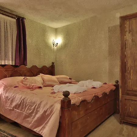 Szálloda Maccan Cave 3*
