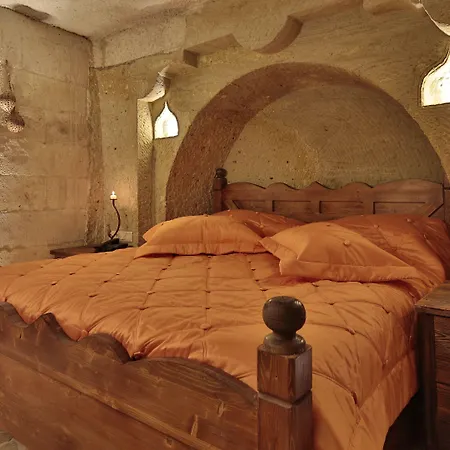 Maccan Cave Hotel 3*