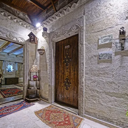 Maccan Cave Hotel 3*