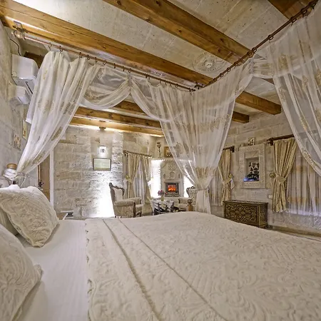 Maccan Cave Hotel 3*