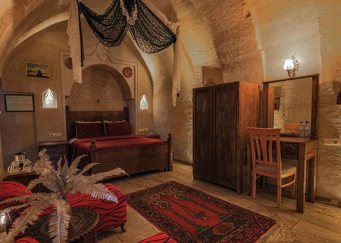 호텔 매캔 케이브