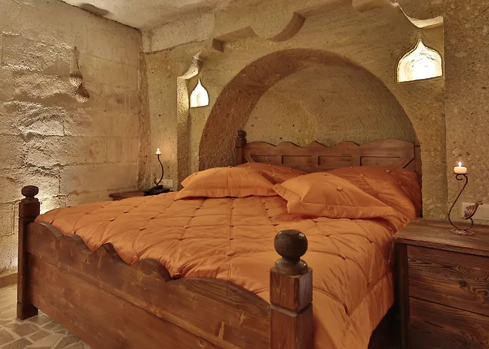 매캔 케이브 호텔 3*