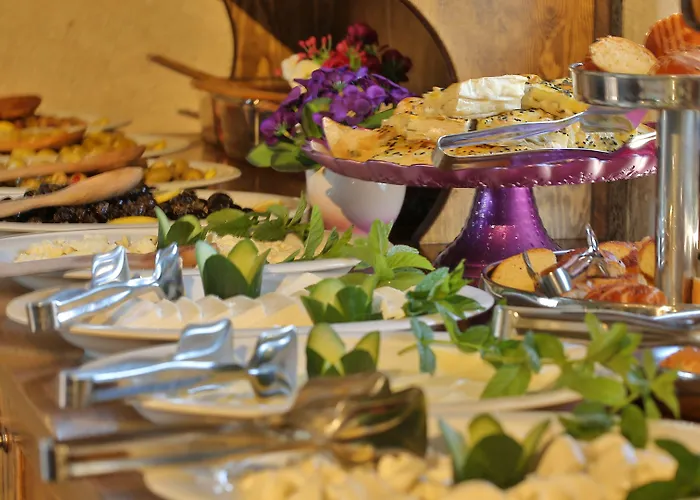 매캔 케이브 호텔 3*